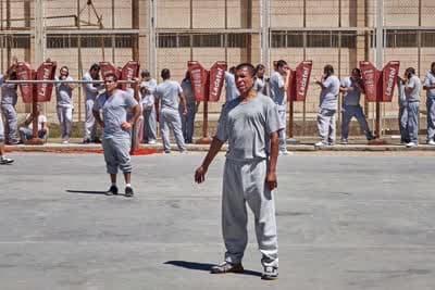 Πίσω από τα Κάγκελα: Οι Σκληρότερες Φυλακές του Κόσμου Κ2 Ε4