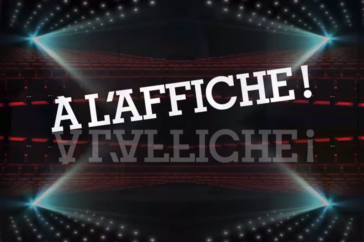 Στο Προσκήνιο