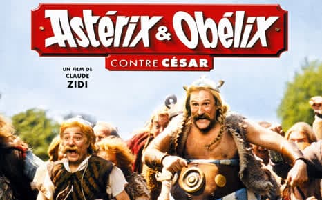 Αστερίξ και Οβελίξ εναντίον Καίσαρα