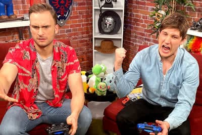 Οι Ant & Sav Ενάντια στον Κόσμο