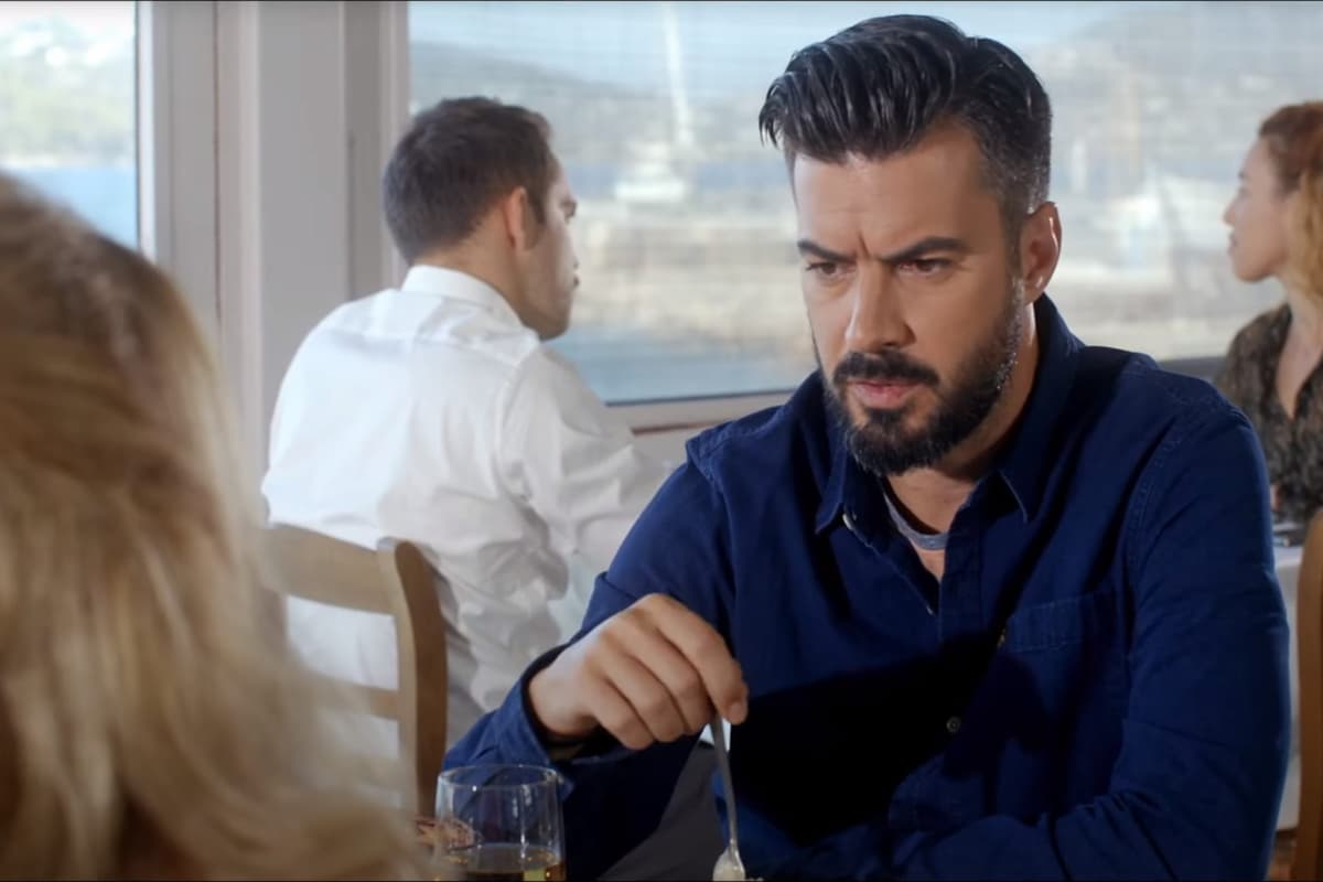 Στο Τέλος Ξυρίζουν τον Γαμπρό