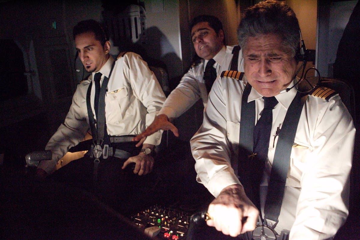 Ερευνητές Αεροπορικών Δυστυχημάτων Κ8 Ε2